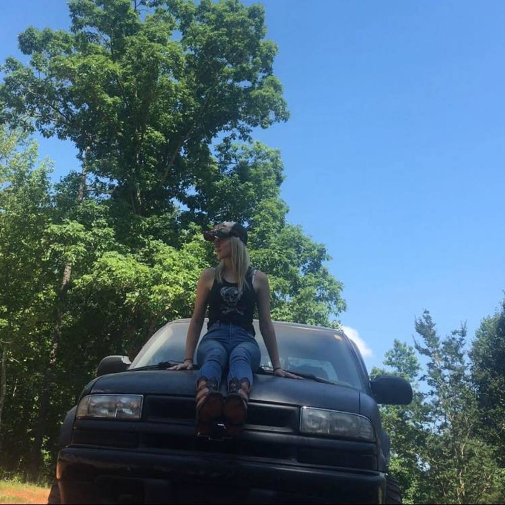 Meet your Posher, Kallie